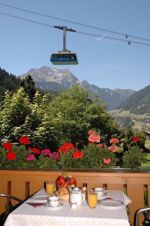 Landhaus Johannes Appartement Mayrhofen Kamer foto